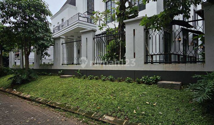 Pondok Indah Luxurious Modern House Semi Furnished Posisi Hoek 1