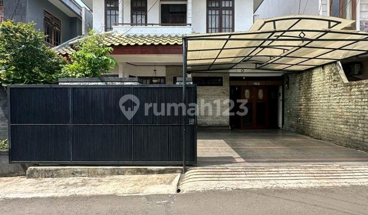 Senopati Area Kebayoran Baru Rumah Terawat Siap Huni Dekat Scbd