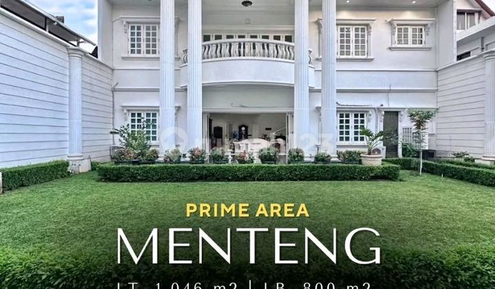 Menteng European Classic House Prime Area Halaman Luas