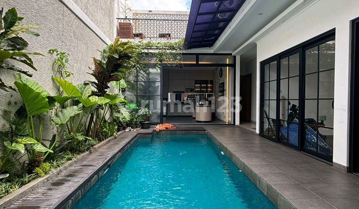 Cilandak Fatmawati Modern Classic House Lokasi Dekat Mrt 