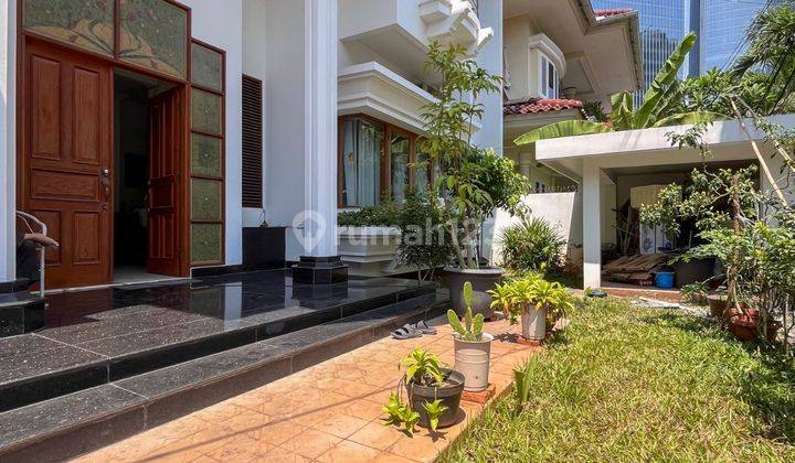 Kuningan Prime Area Bangunan Terawat Semi Furnished  2