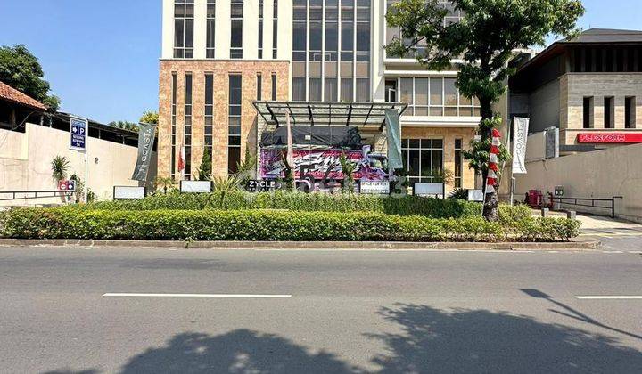 Kemang Raya - Gedung 5 Lantai Lokasi Strategis Premium Area  2