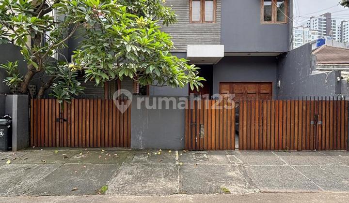 Kebayoran Baru Rumah Terawat Siap Huni Dalam Komplek 