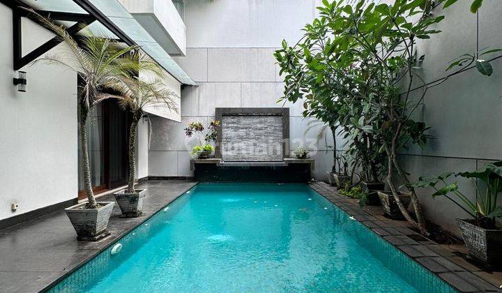 Pondok Indah Luxurious Tropical House Exclusive Area Jalan Lebar 1