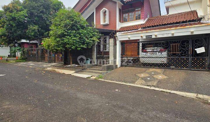 Lebak Bulus Rumah Scandinavian Design Dalam Komplek Posisi Hoek  2