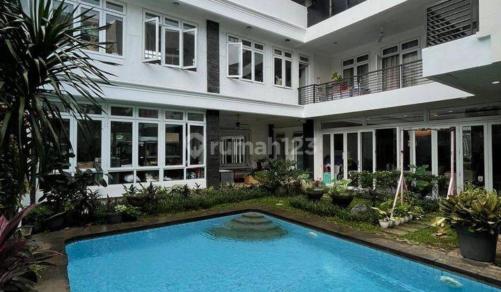 Kemang Luxurious Modern House Lokasi Dekat Kemang Raya  2