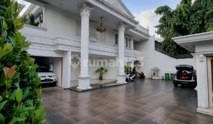 Pondok Indah Luxurious Classic House Strategic Location