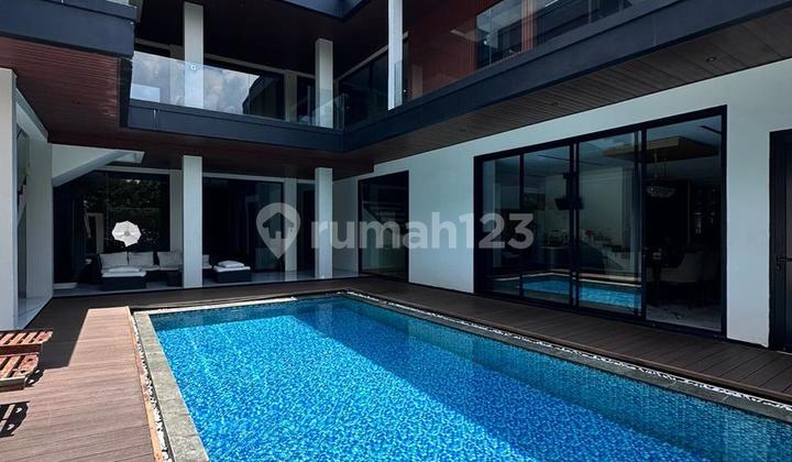 Jagakarsa Modern Tropical House Full Furnished Dalam Komplek 2