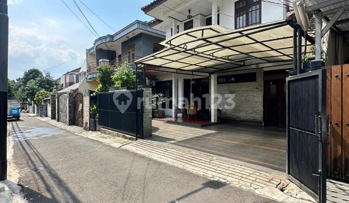 Senopati Area, Kebayoran Baru Well-Maintained House Ready to Occupy Near SCBD 2