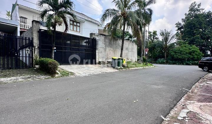 Pondok Indah Rumah Siap Huni Posisi Hoek Harga Dibawah Njop 