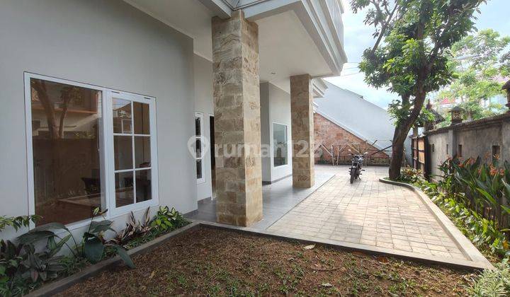 Dijual rumah lantai 2 modern minimalis area gatsu timur 2