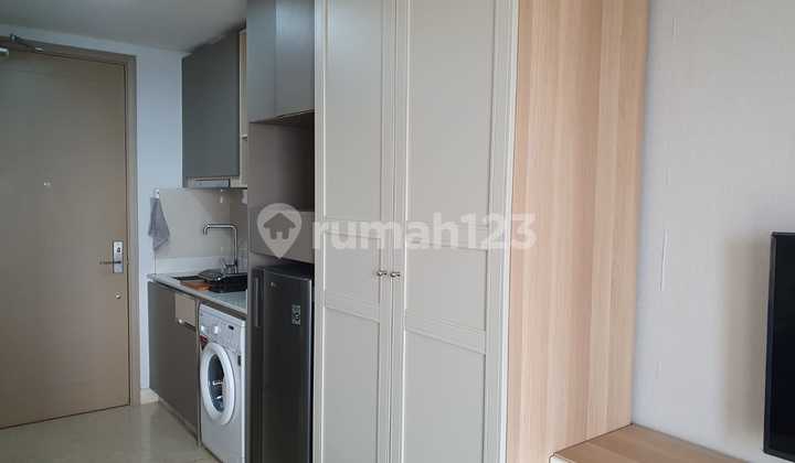 For Sale! Studio for Sale at Gold Coast Apartment Fully Furnished For Sale! Studio for Sale at Gold Coast Apartment Fully Furnished