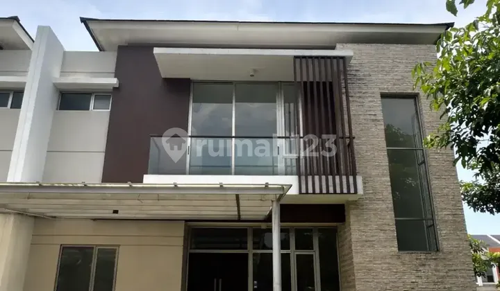 For Rent Newly Renovated House With Nice View! Disewakan Rumah Hook Siap Huni di Pik 2 Scarlet!