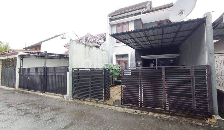 Dijual Rumah Minimalis 2 Lantai Lokasi Strategis Banyak Fasum 1