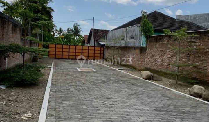 Gudang Baru Dekat Sleman City Hall di Jalan Magelang Km 11 5