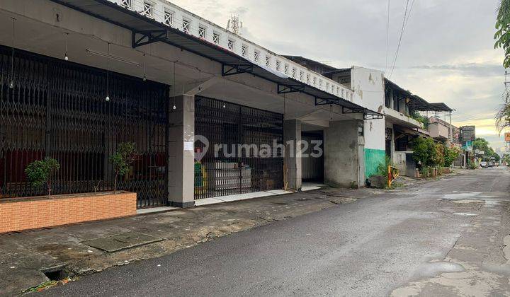 Ruko Luas Ex Bengkel di Jalan Kaliurang, Sleman Bagus 3