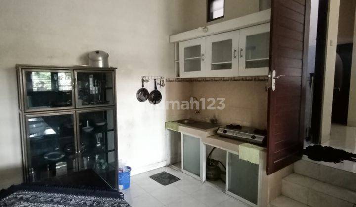 Rumah 2 Lantai Full Furnished Dalam Perumahan di Jl Wates Km 5,5 8