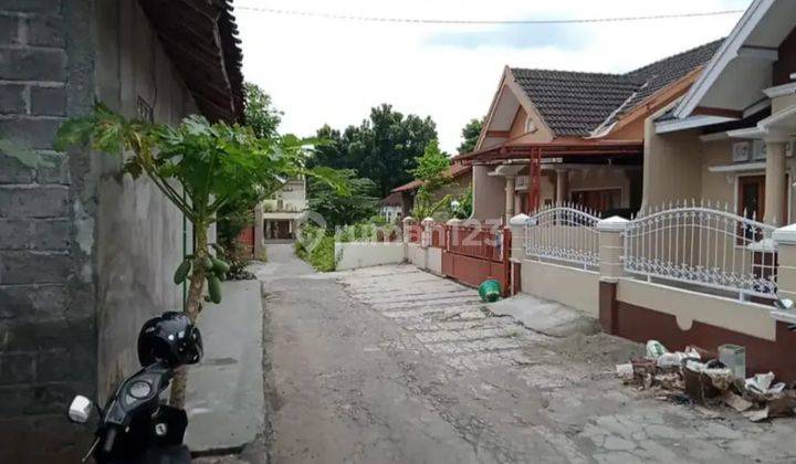 Rumah Semi Furnished Letak Strategis Di Sidoarum Jl.Godean 1