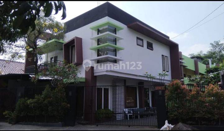 Dijual Rumah Induk Dan Kost Exclusive 2 Lt Area Condongcatur 2