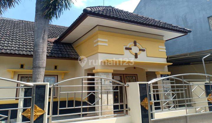 Dijual Murah Rumah Minimalis Modern Dalam Komplek Area Sidoarum 2