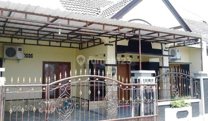 Dijual Rumah Dalam Perumahan Semi Furnished Kawasan Tatabumi 1