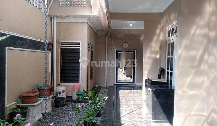 Dijual Murah Kost 2 Lt Dan Rumah Induk Sekitar Kampus UGM Jakal 2