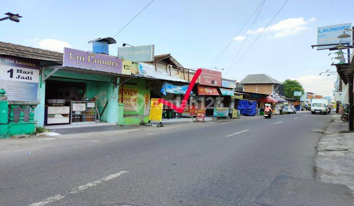 Dijual Tanah Bonus Bangunan Kios DiNologaten Seturan Dekat Kampus 2