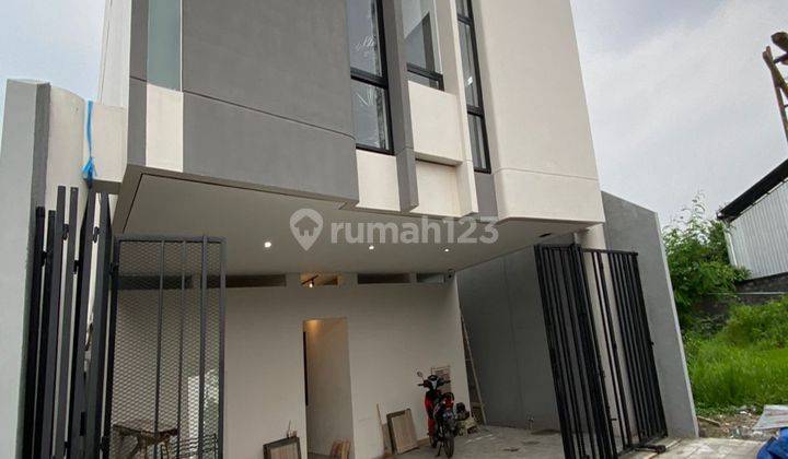 Dijual Kost Exclusive Baru 2 Lt Area Kampus Upn & Pakuwon Mall 1