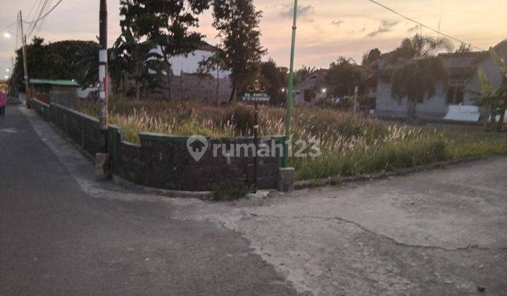 Dijual Tanah Pekarangan Mangku 3 Jalan Di Selatan Pasar Cebongan 1