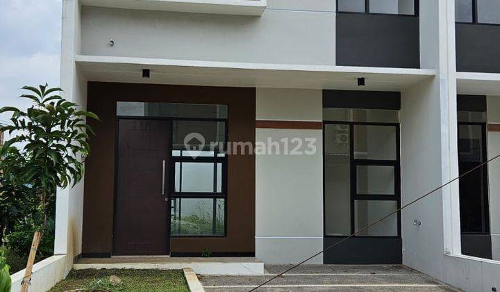 Murah 2 lantai masih nego Rumah di Taman kopo indah 5 2 Lantai SHM Baru Timur 1