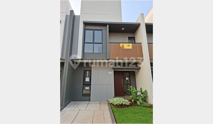 Dijual Rumah Baru Gress! Summarecon Crown Gading - Cluster Regia 6X11 Murah Siap Huni!! (018) Dijual Rumah Baru Gress! Summarecon Crown Gading - Cluster Regia 6X11 Murah Siap Huni!! (018)