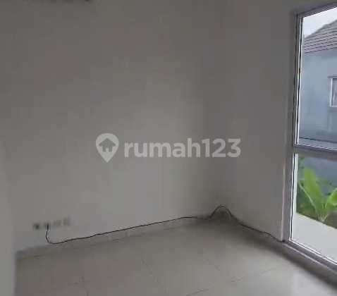 Front and Premium Cluster - Spacious Palm Spring House Rental Only at Jakarta Garden City 028