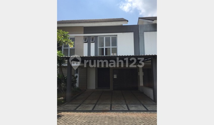 Front and Premium Cluster - Spacious Palm Spring House Rental Only at Jakarta Garden City 028