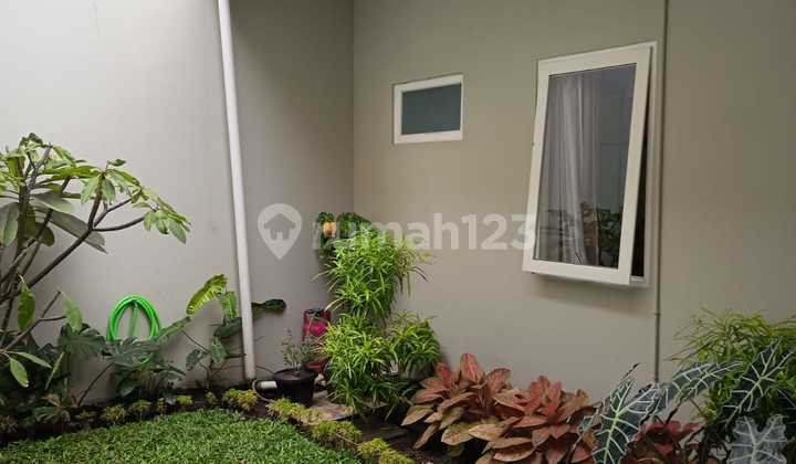 Semi-Furnished House for Sale in Batununggal Lestari, Bandung Semi-Furnished House for Sale in Batununggal Lestari, Bandung