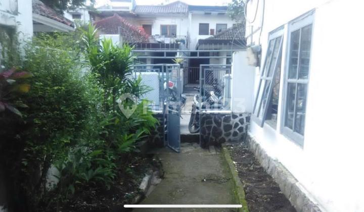 Disewakan Rumah Lama Terawat Daerah Sayap Sukajadi Bandung Disewakan Rumah Lama Terawat Daerah Sayap Sukajadi Bandung