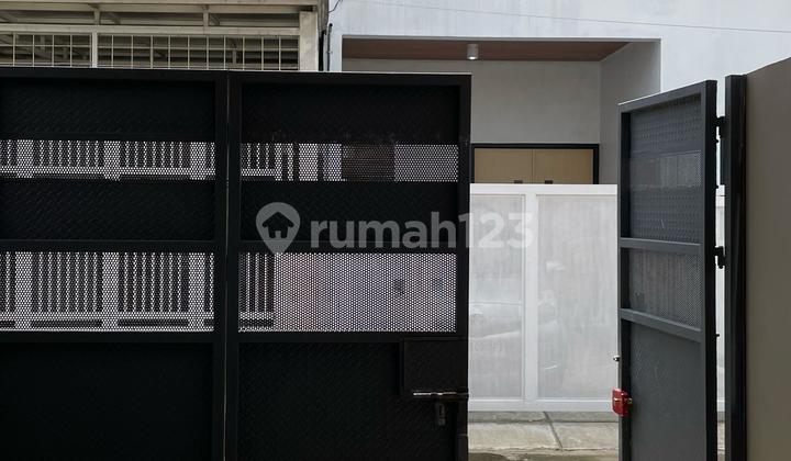 Dijual Rumah Strategis Sariwangi Bandung 2