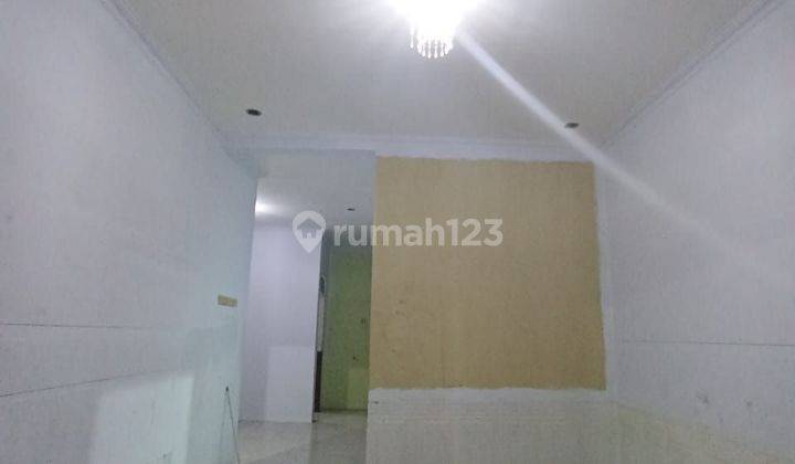 Disewakan Murah Rumah Jl Kembar 2