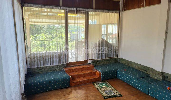 Dijual Rumah Tua di Kol. Masturi Sebelum Wisma Shalom 2