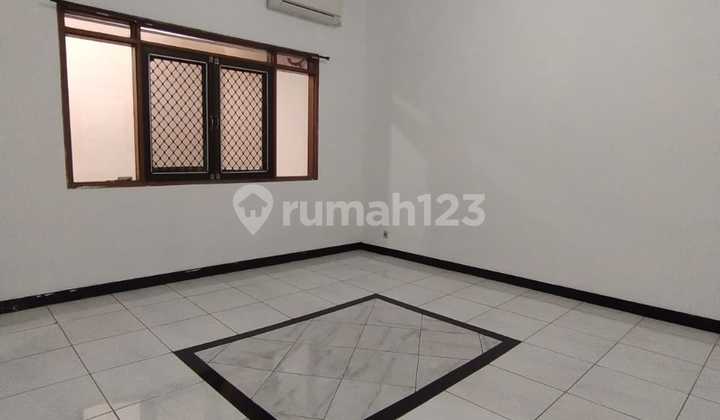 Disewakan Rumah Tinggal Lokasi Mekar Wangi Bandung 2