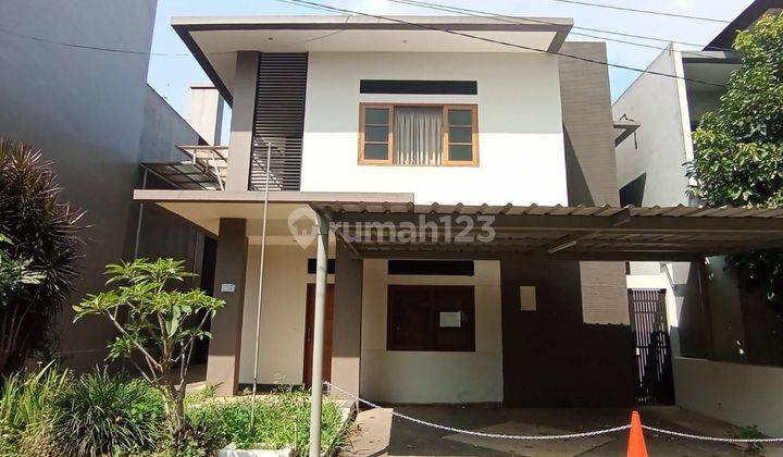 Disewakan Rumah Siap Huni Daerah Cigadung Bandung  1