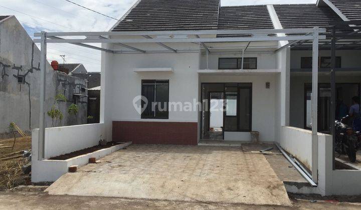 Disewakan Rumah Baru Cikoneng Bandung  1