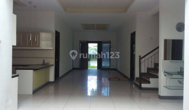 Dijual Rumah Minimalis 2 Lantai Batununggal Bandung  1