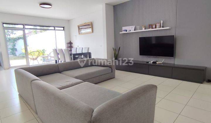 Turun Harga Dijual Rumah Lux Minimalis Modern Setiabudi Regency Bandung  1