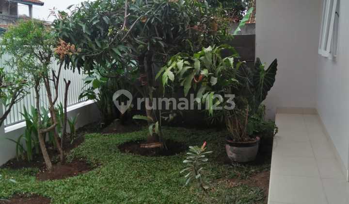 Dijual Rumah Sayap Kolmas Dekat Alun2 Cimahi