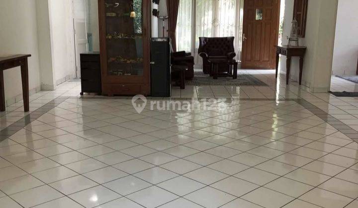 Dijual Rumah Semi Furnished Lokasi Sangat Strategis Di Ciumbuleuit Bandung