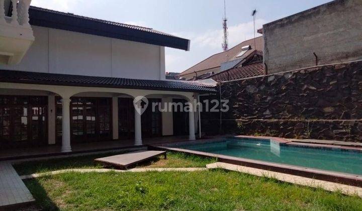 *for Rent Rumah Bagus Ada Kolam Renang Di Setrasari Indah Bandung* 1