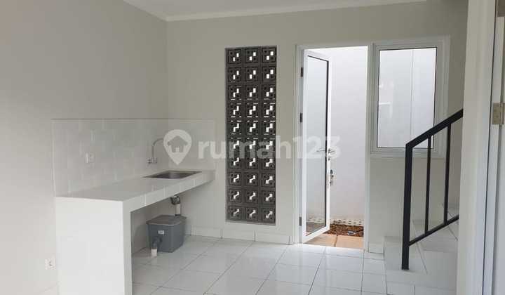 Disewakan Rumah Summarecon Cluster Dayana Bandung Disewakan Rumah Summarecon Cluster Dayana Bandung