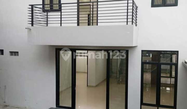 For Sale Newly Renovated House in Batununggal, Bandung