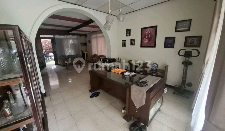 Dijual Rumah Luas Posisi Hoek Di Karang Setra Bandung 1