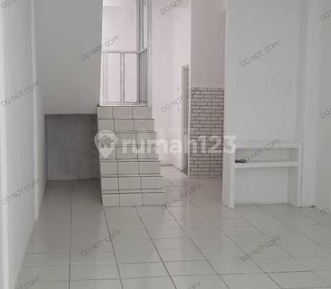 Disewakan Rumah Baru 2 Lantai Cibolerang Bandung